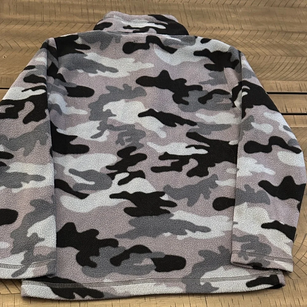 The Children's Place Black and Gray Camo Pullover Fleece 3/4 Zip